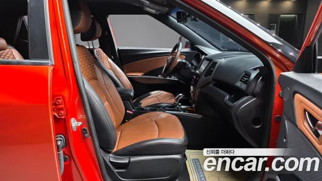2018 KG_Mobility_Ssangyong TIBOLI Gear Plus 2WD, photograph 7