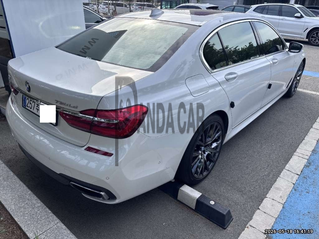 2017 BMW 730Ld xDrive, photograph 5
