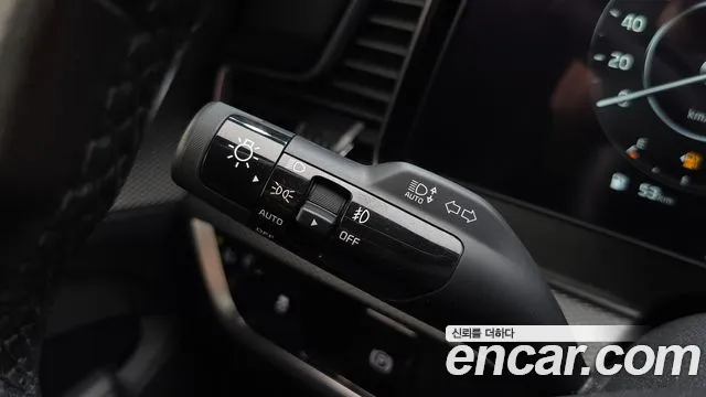 Kia Sportage Diesel 2.0 2WD — photo 1 of 32