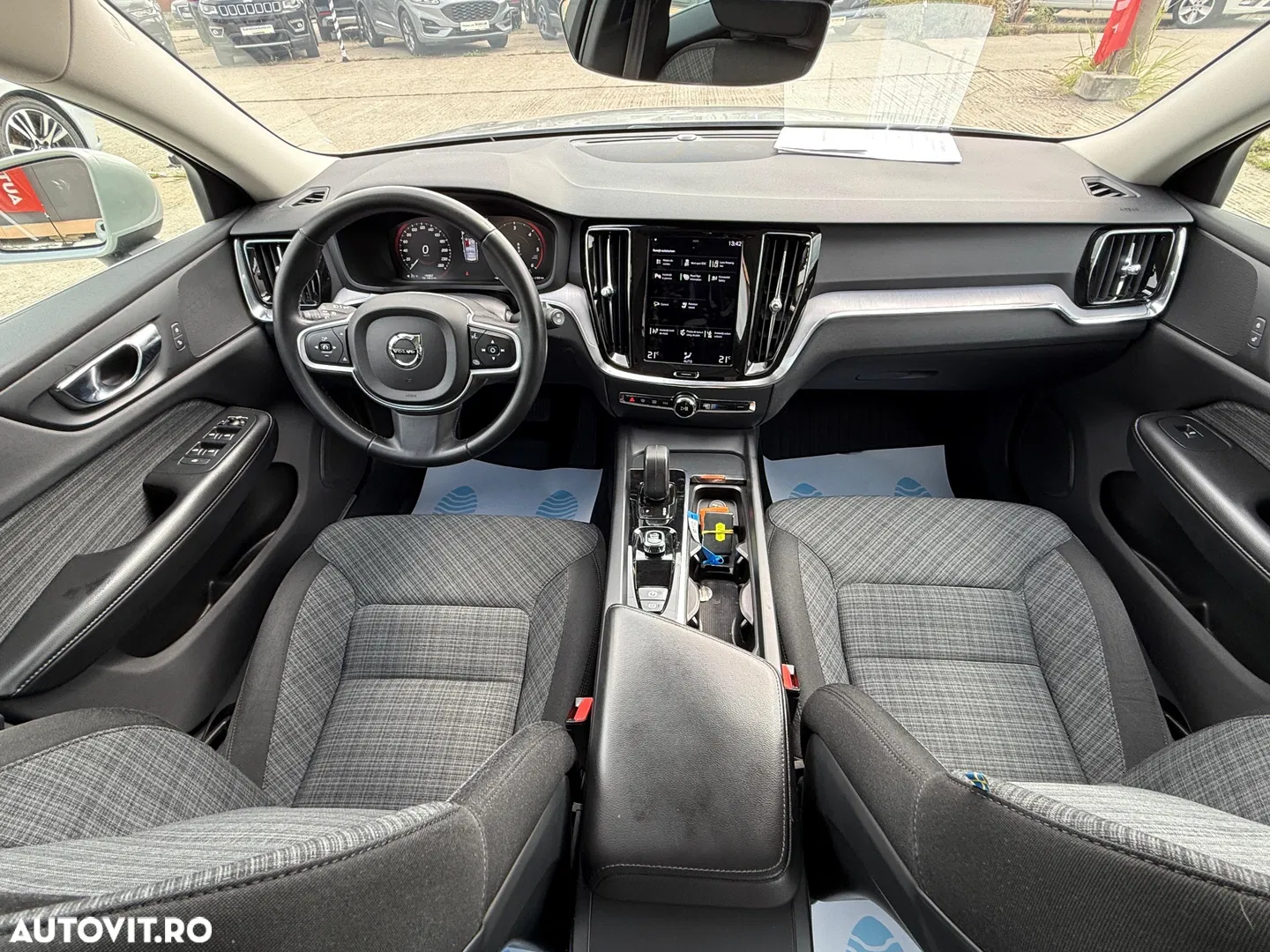 2022 Volvo V60 B4 D Geartronic Momentum Pro, photograph 5