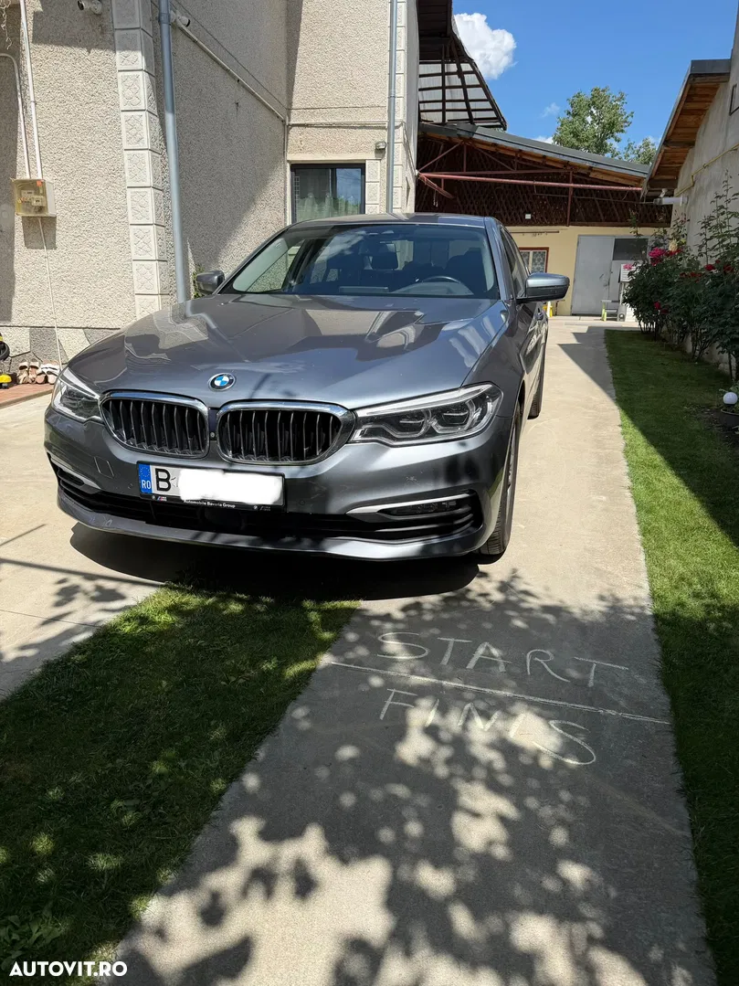 2017 BMW Seria 5 520d xDrive Aut., photograph 1