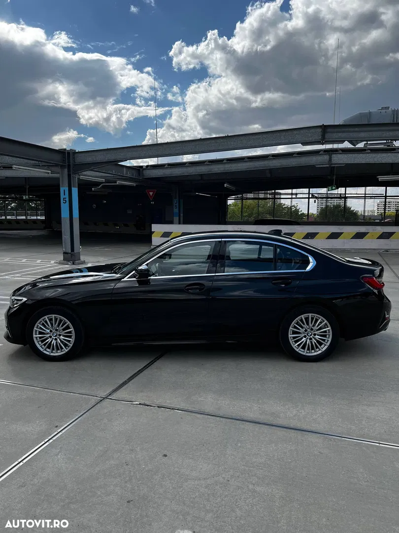 2019 BMW Seria 3 320d Luxury Line, photograph 2
