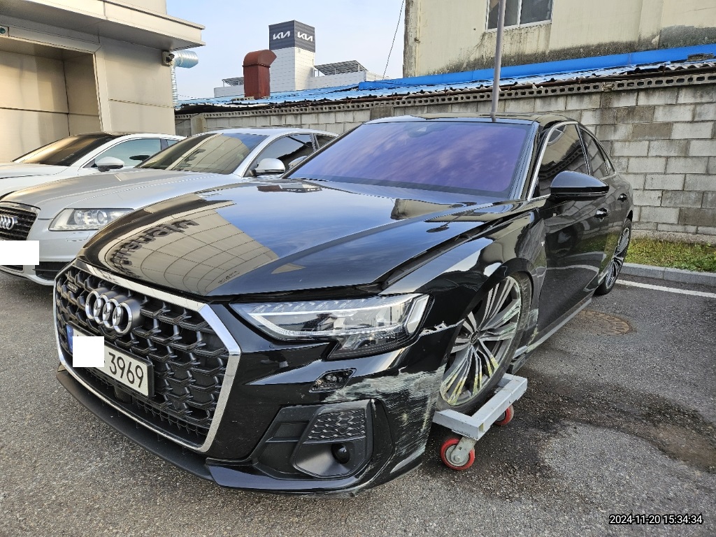 2023 Audi A8 50 TDI quattro, photograph 4