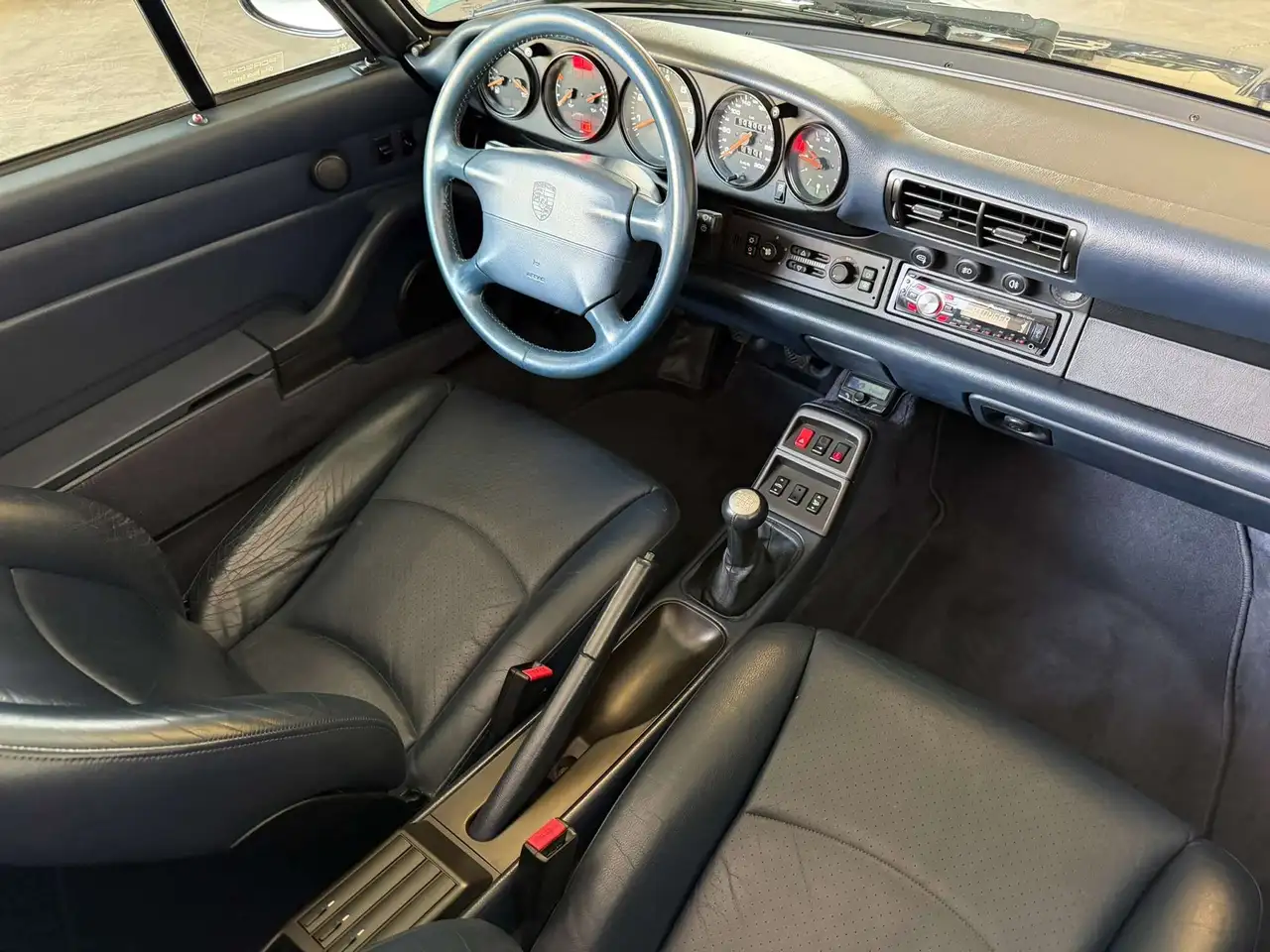 1995 Porsche 993 911 III Carrera 993 911 Cabrio 3.6 Carrera 4 *MERAVIGLIOSA*, photograph 11