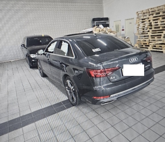 2019 Audi A4 40 TFSI, photograph 3
