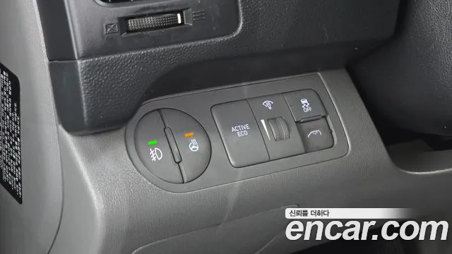 2019 Hyundai Starex Wagon 12-Seater, photograph 9