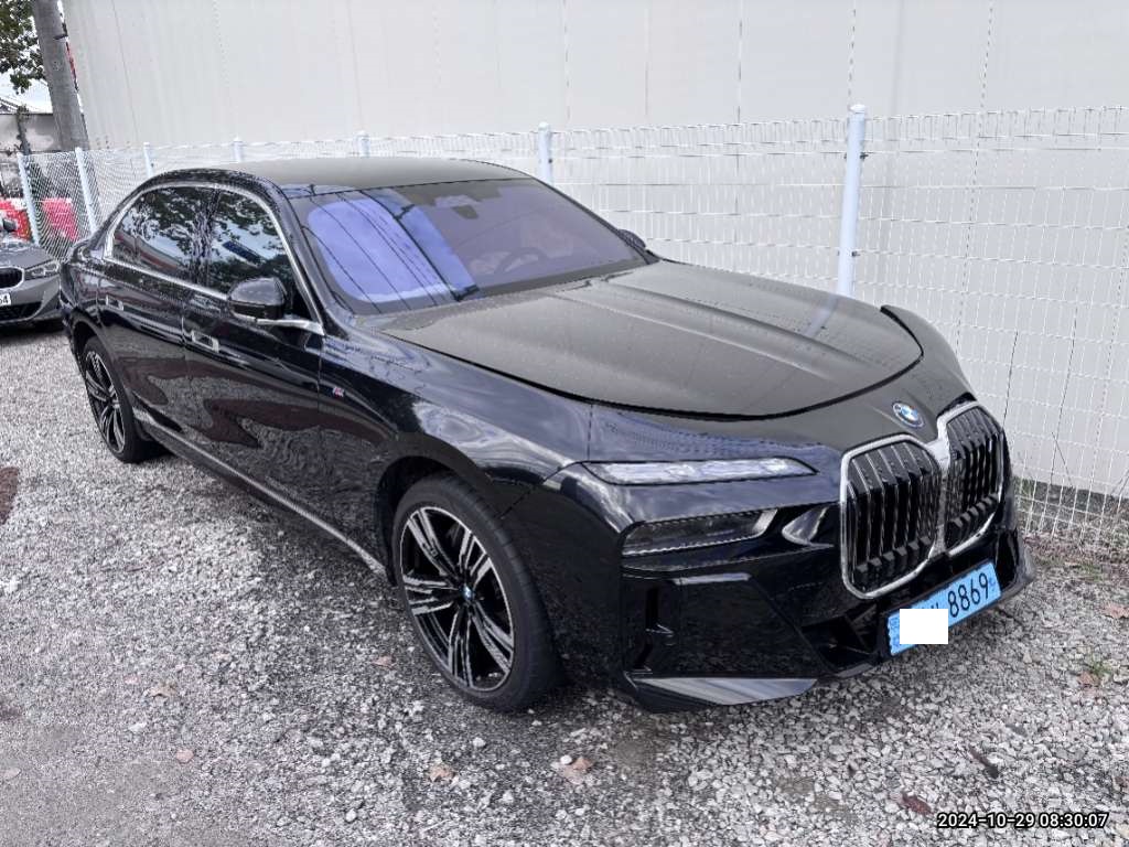 2024 BMW i7 xDrive60 M 2024 model, photograph 8