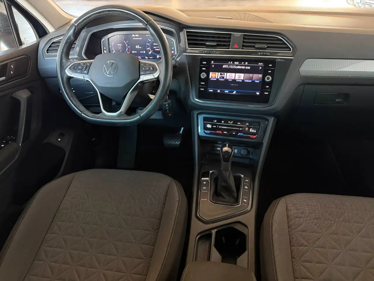 2021 Volkswagen Tiguan 1.4 tsi eh Life dsg, photograph 9