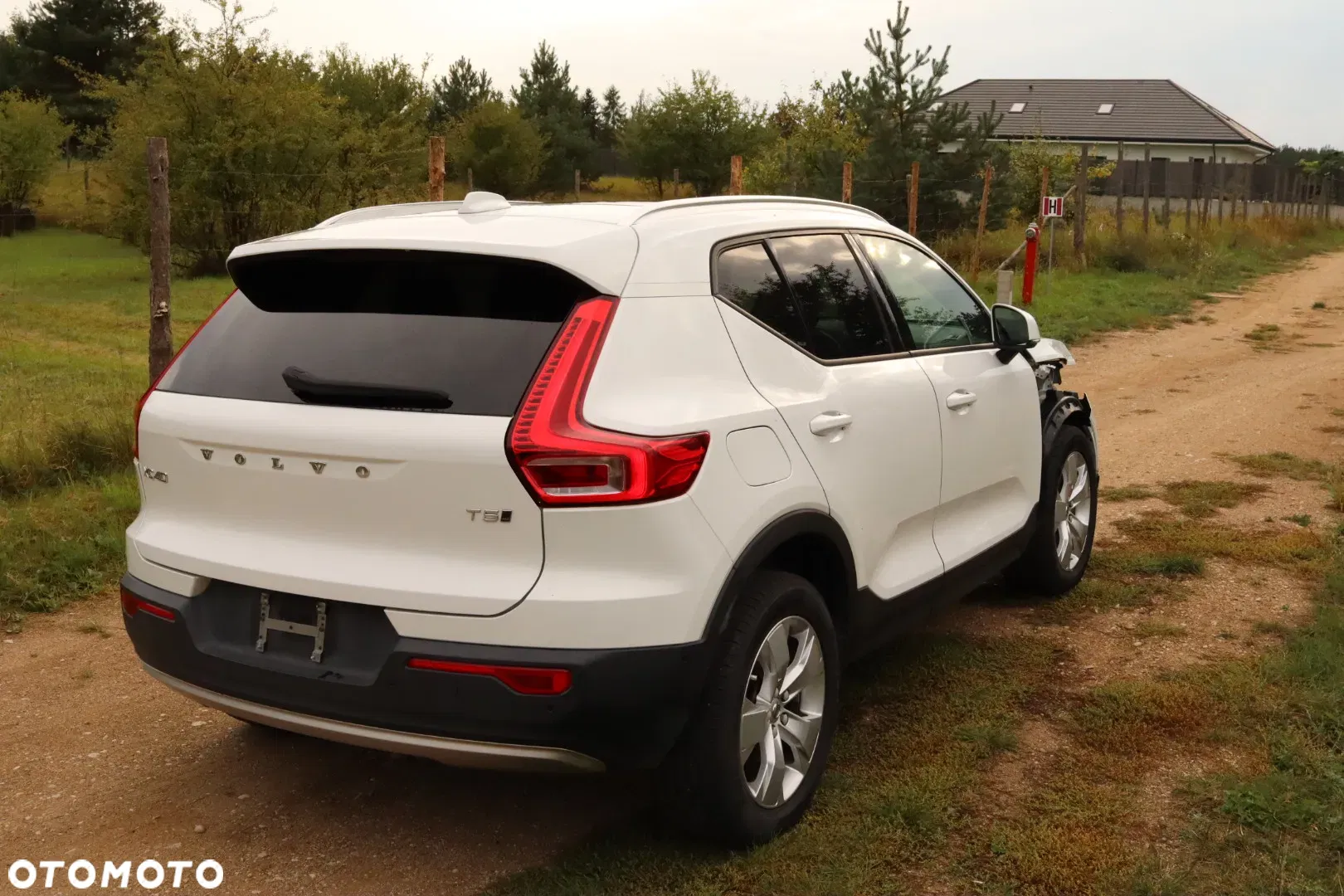 2018 Volvo XC 40 T5 AWD Momentum, photograph 8