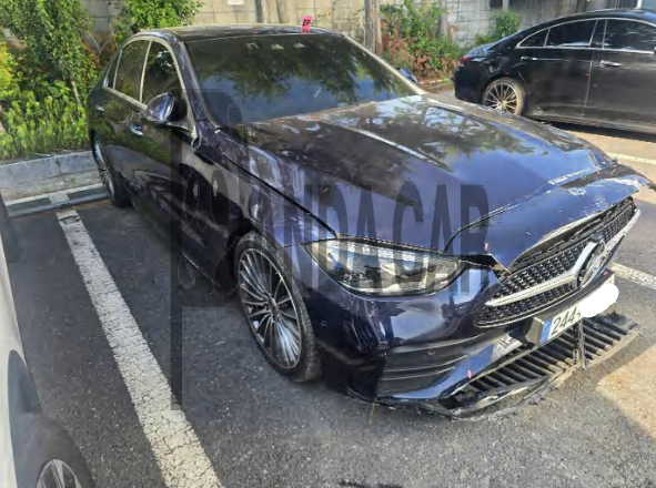 2023 Mercedes-Benz C300 4MATIC, photograph 4
