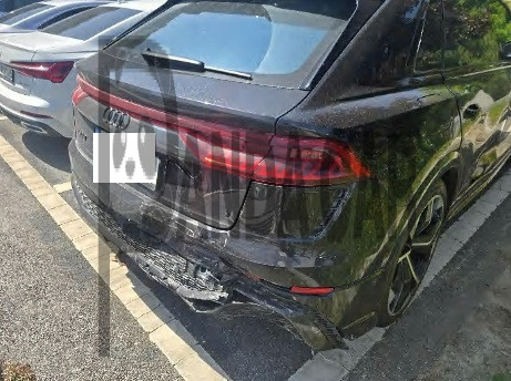 2021 Audi RS Q8, photograph 4