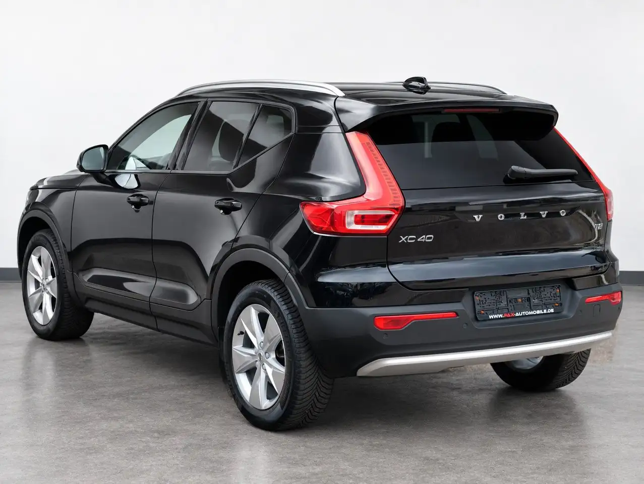 2024 Volvo XC40 Core 2WD NAVI+AHK+ALARM+LANE+CARPLAY, photograph 5