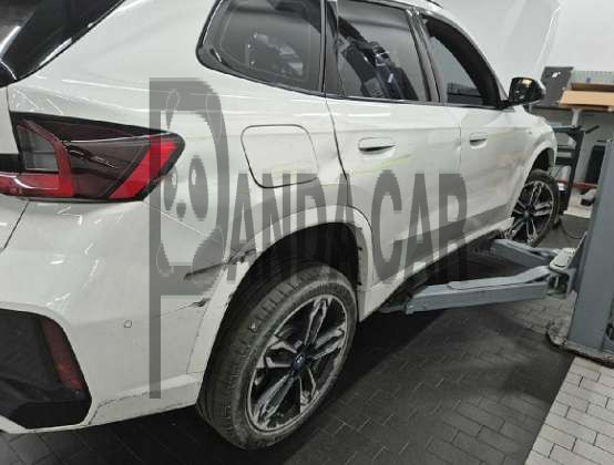 2024 BMW iX1 xDrive30, photograph 4