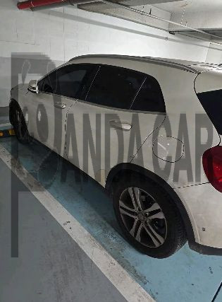 2017 Mercedes-Benz GLA200 d 4Matic, photograph 4