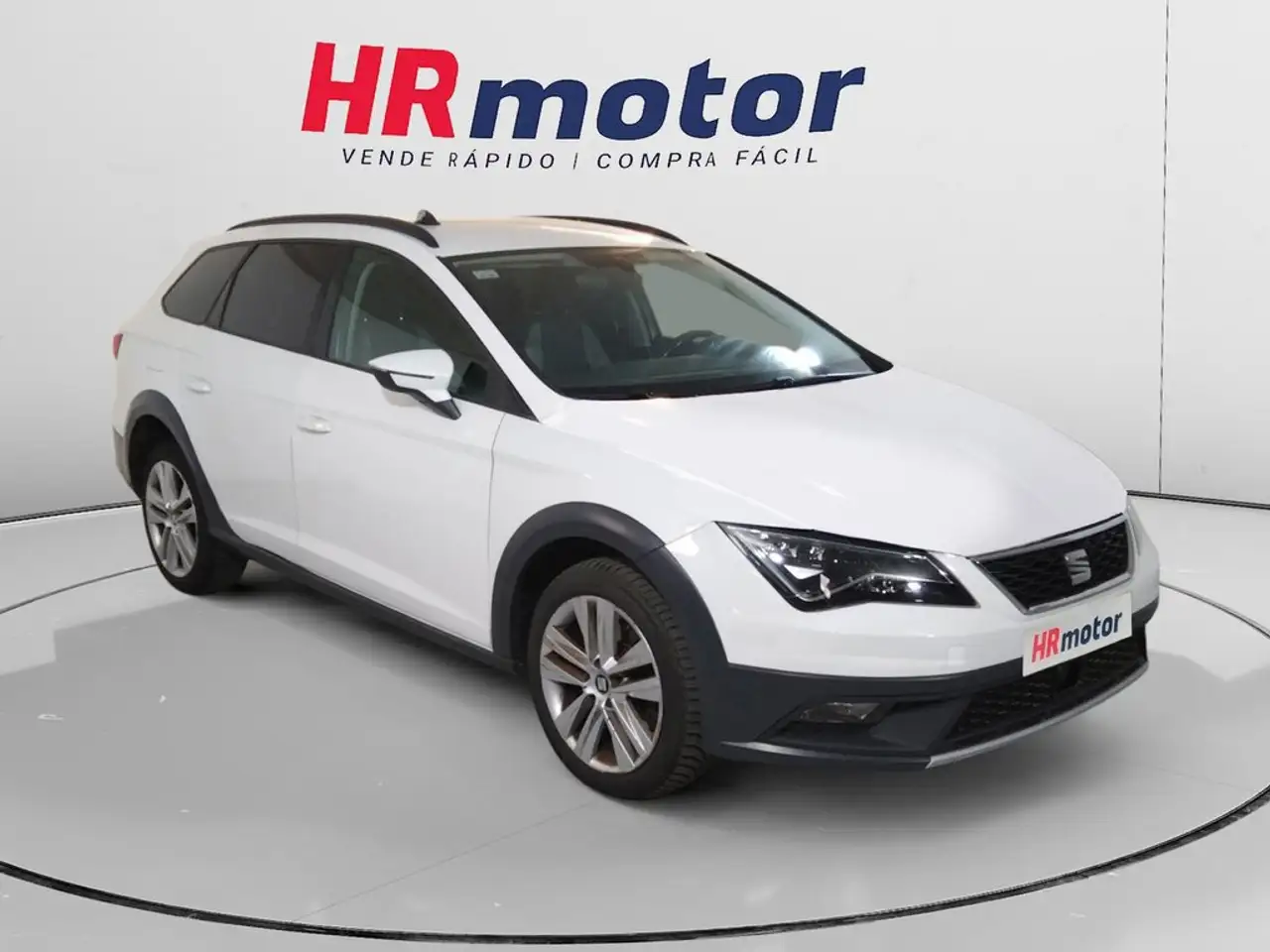 SEAT Leon 2.0TDI CR S&S 4Drive DSG6 150 — photo 1 of 19