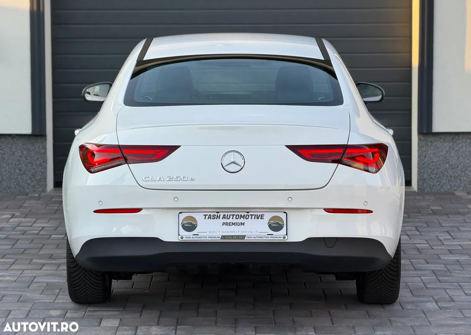 2022 Mercedes-Benz CLA 250 e 8G-DCT Progressive Line Advanced, photograph 5