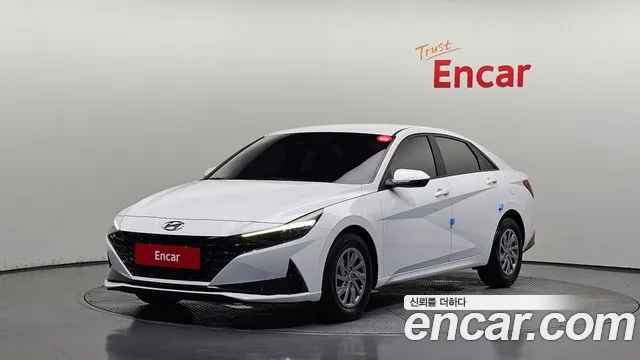 Hyundai AVANTE 1.6 — photo 1 of 30