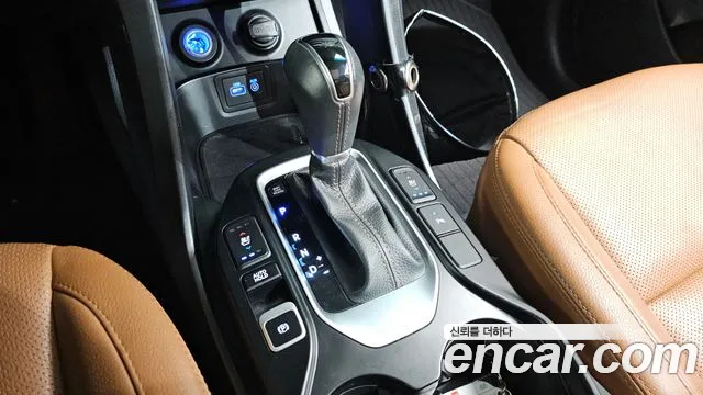 2017 Hyundai Santafe Diesel 2.0 2WD, photograph 5