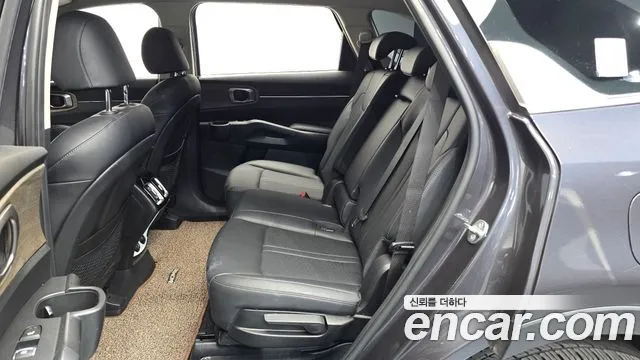 Kia Sorento Diesel 2.2 2WD — photo 1 of 20