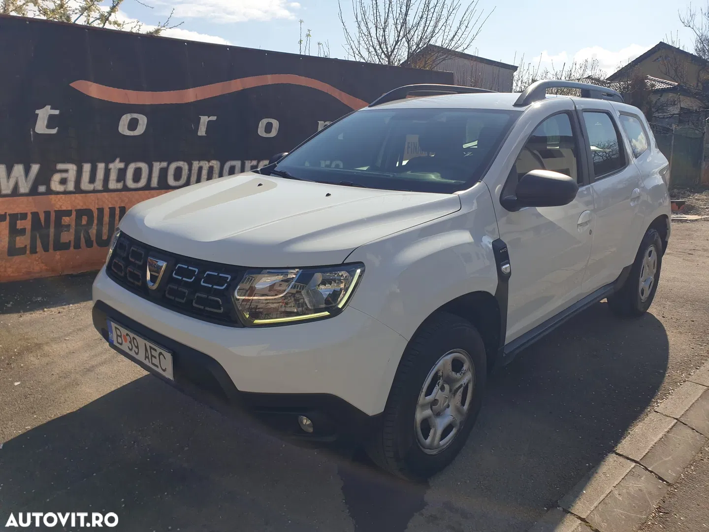 Dacia Duster 1.5 Blue dCi 4WD Comfort — photo 1 of 35