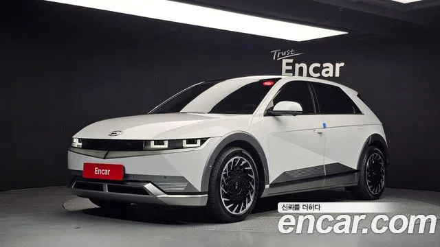 Hyundai Ioniq5 Long range — photo 1 of 20