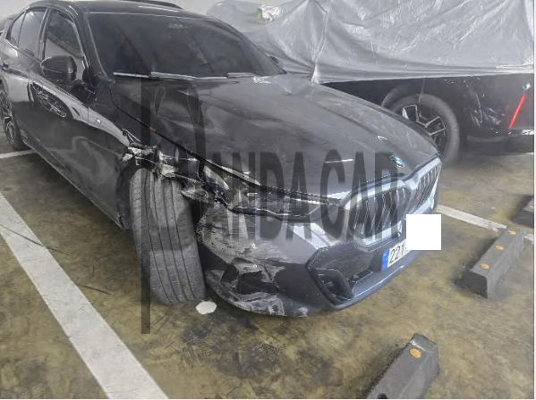 2024 BMW 520i, photograph 3