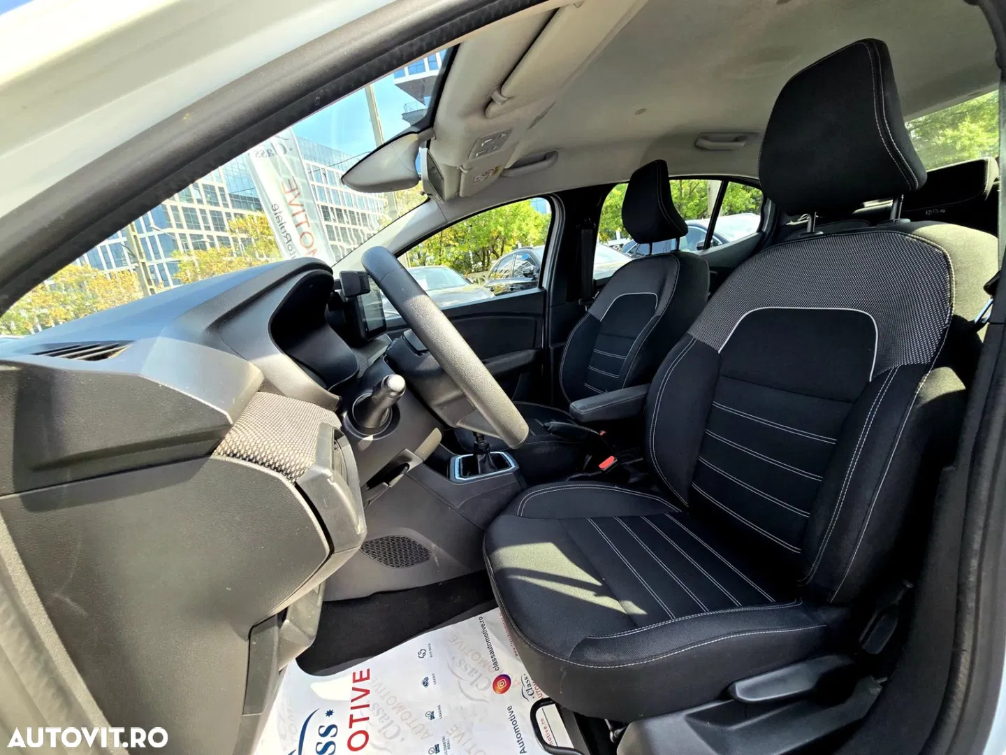 2021 Dacia Logan TCe 90 MT6 Comfort, photograph 7