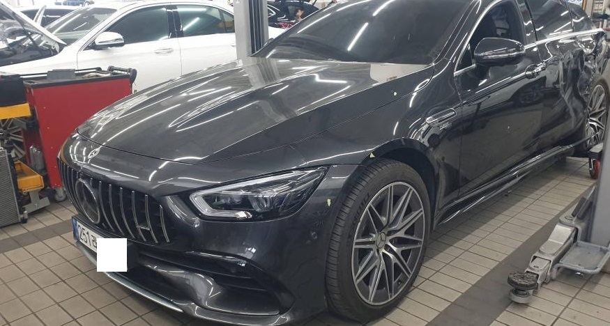 2022 Mercedes-Benz MercedesAMG GT43 4MATIC +, photograph 4