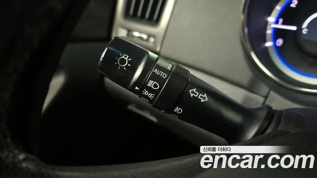 Hyundai Sonata CVVL Smart — photo 1 of 20