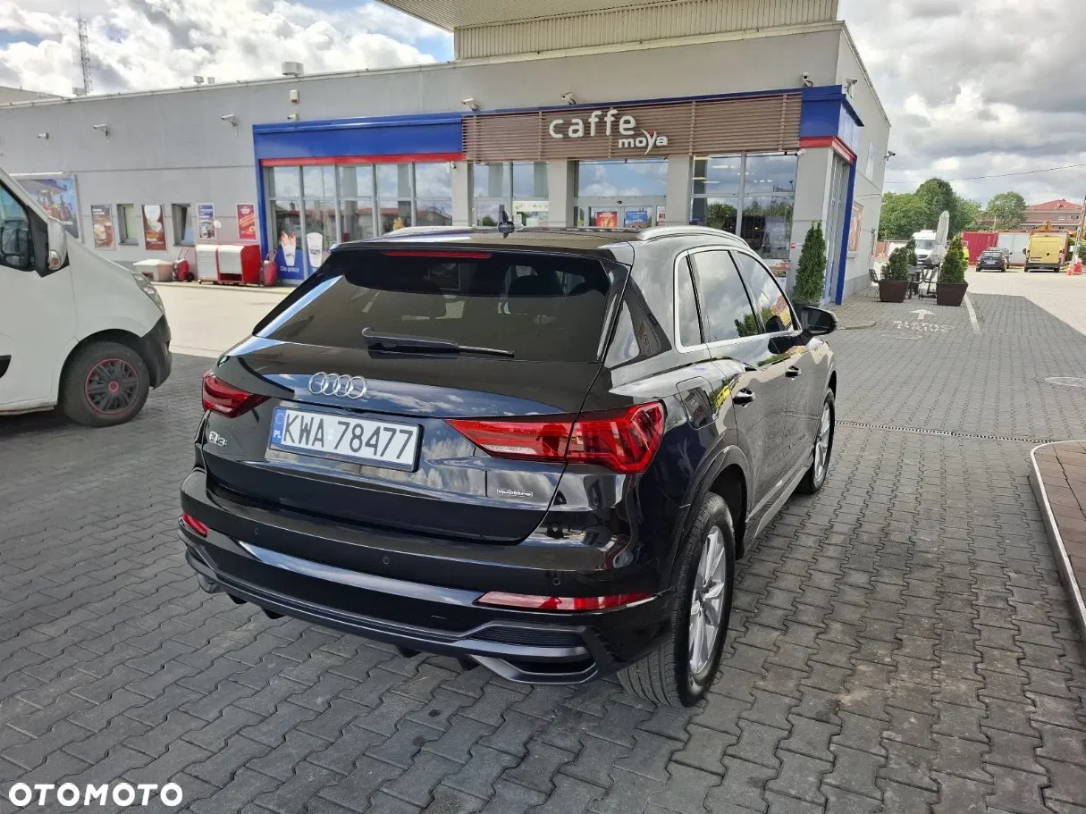 2022 Audi Q3, photograph 11