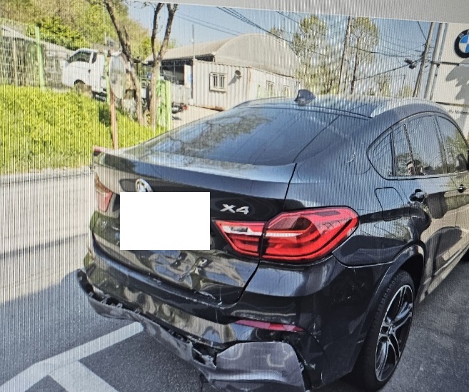 2018 BMW X4 xDrive20d, photograph 3