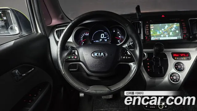 Kia RAY Prestige — photo 1 of 30
