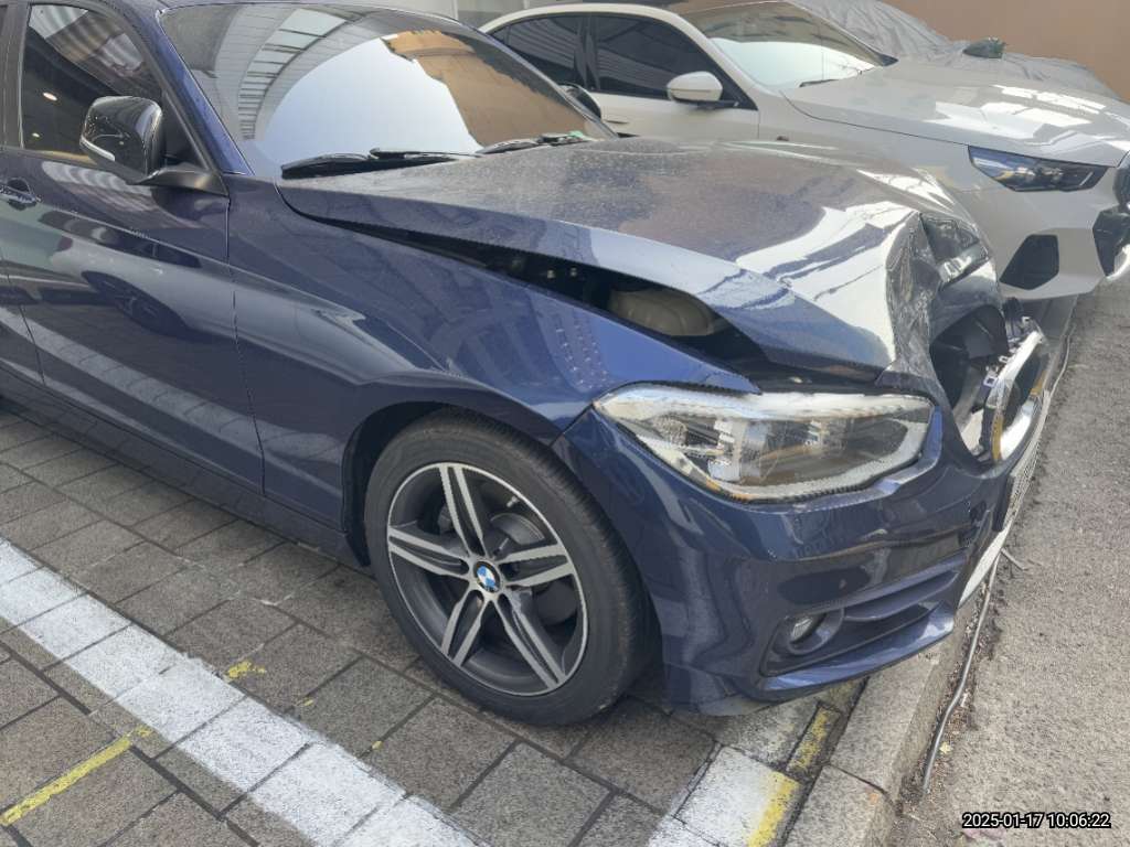 2019 BMW 118d Sport WLTP, photograph 5