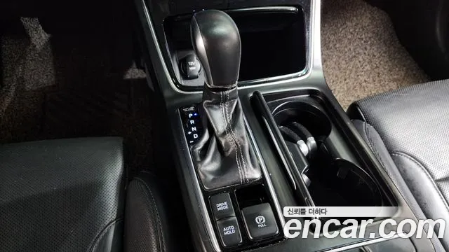Hyundai Grandeur 2.4 Premium — photo 1 of 33