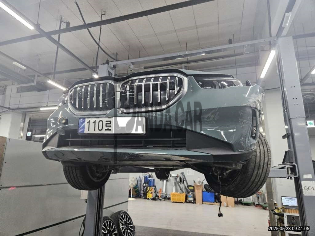 2024 BMW 530i xDrive, photograph 3