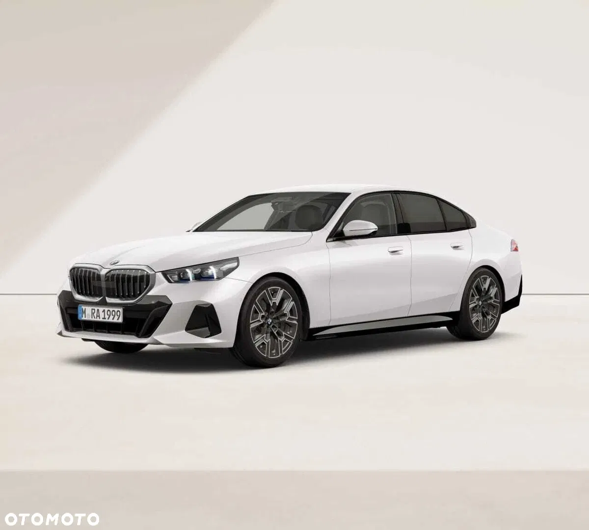 2025 BMW Seria 5 520d xDrive mHEV M Sport, photograph 2