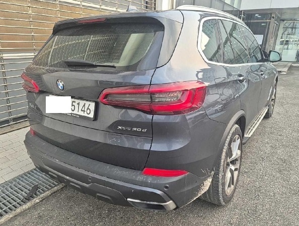 2020 BMW X5 xDrive30d xLine, photograph 1