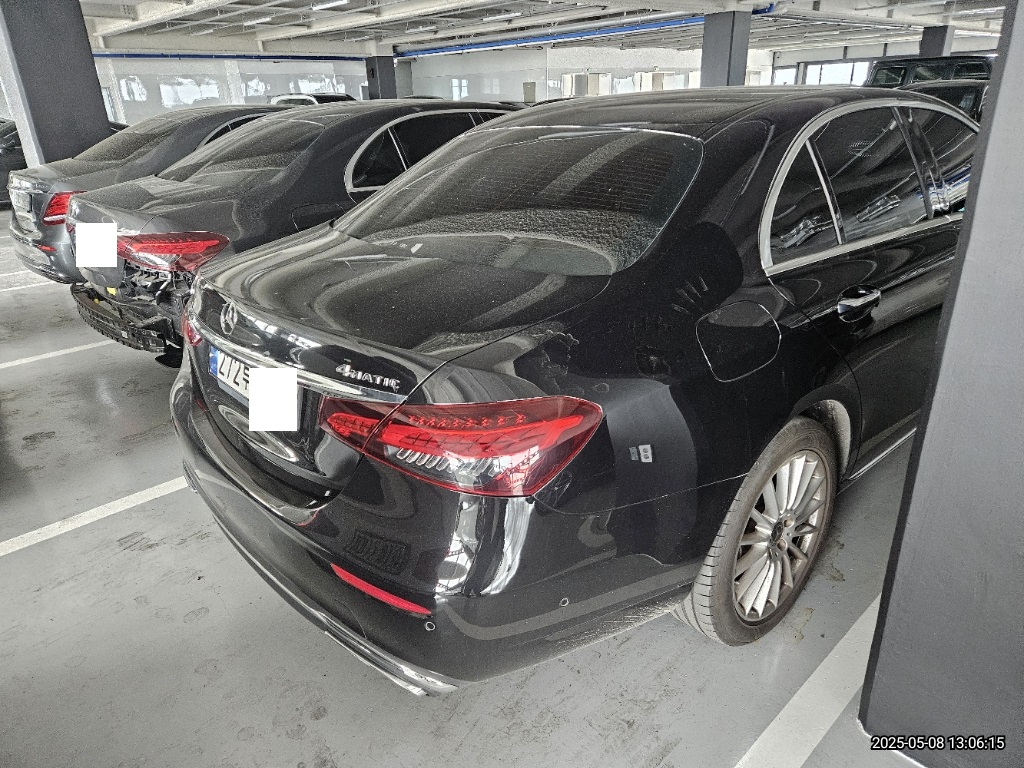 2023 Mercedes-Benz E250, photograph 4