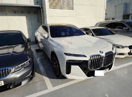 2024 BMW 740d xDrive, photograph 1