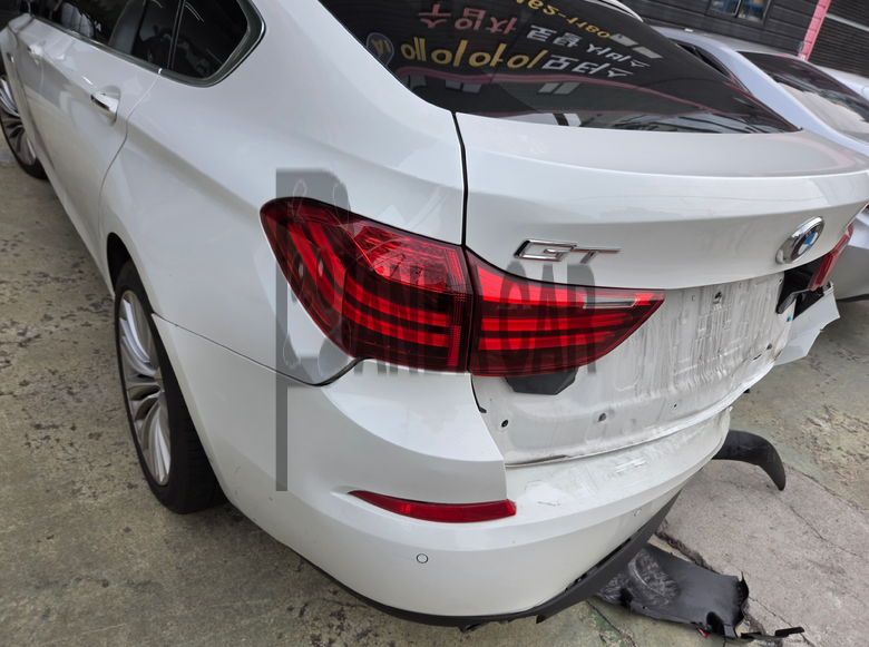 2017 BMW Gran Turismo EfficientDynamics Edition, photograph 4