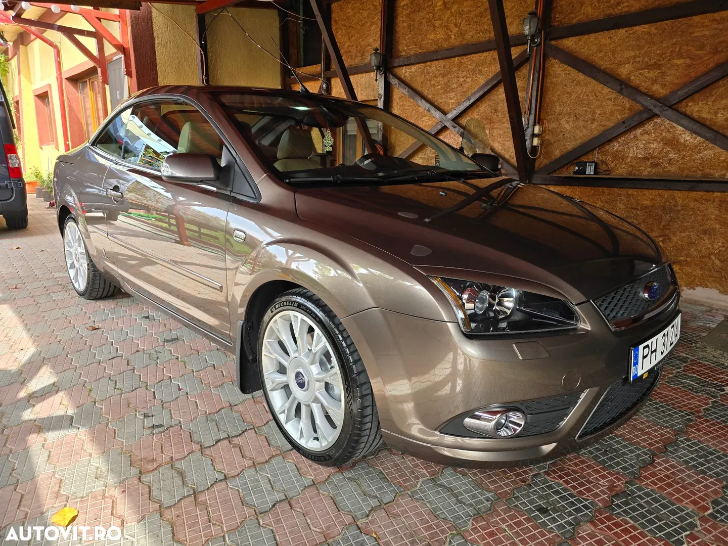 2008 Ford Focus 2.0 TDCi DPF Titanium, photograph 12