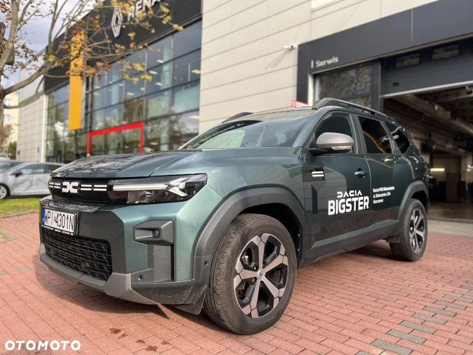Dacia Bigster — photo 1 of 12