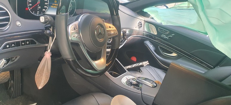 2019 Mercedes-Benz S350 L, photograph 5