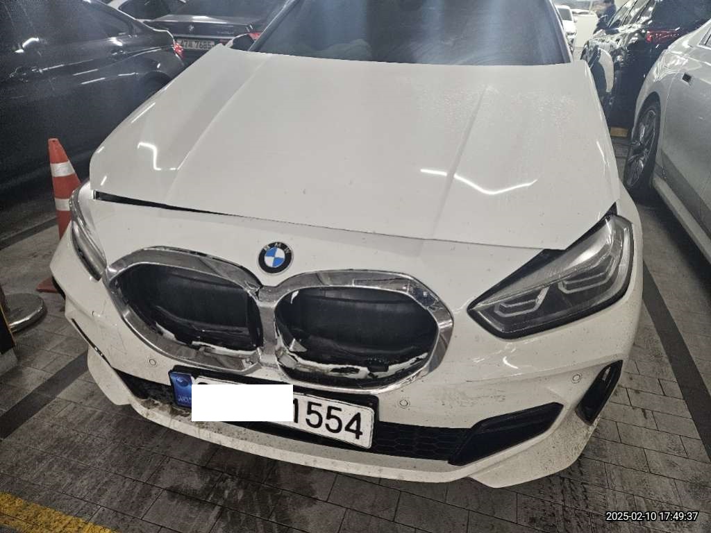 2024 BMW 120i, photograph 4