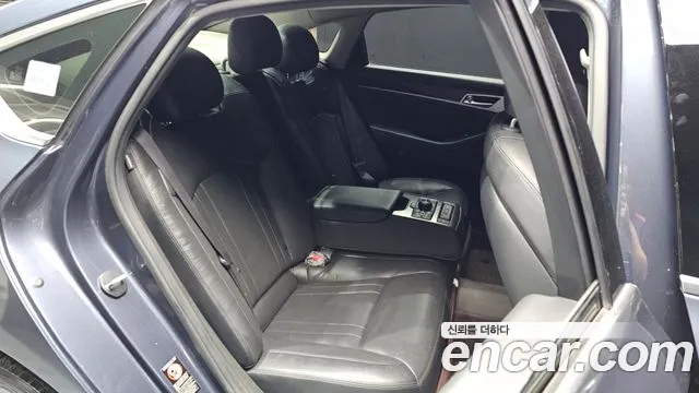 Hyundai Genesis G330 Modern AWD — photo 1 of 20