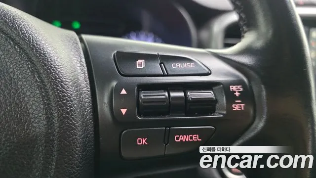 Kia Sorento Diesel 2.0 2WD — photo 1 of 31