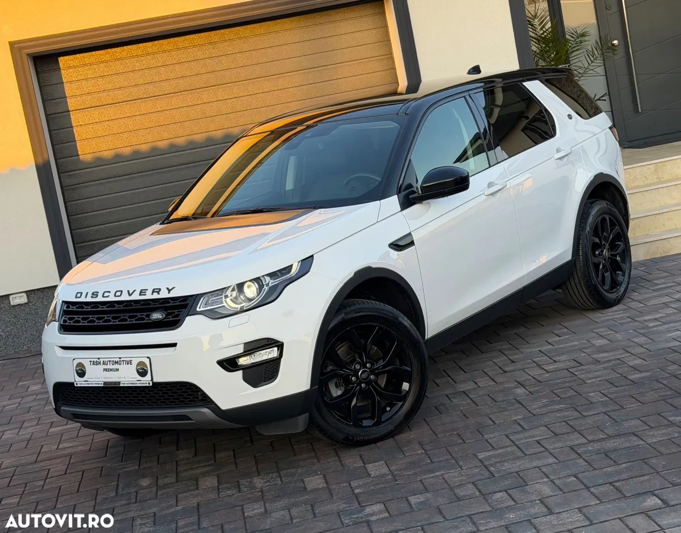 2017 Land Rover Discovery Sport 2.0 l TD4 HSE Aut., photograph 8