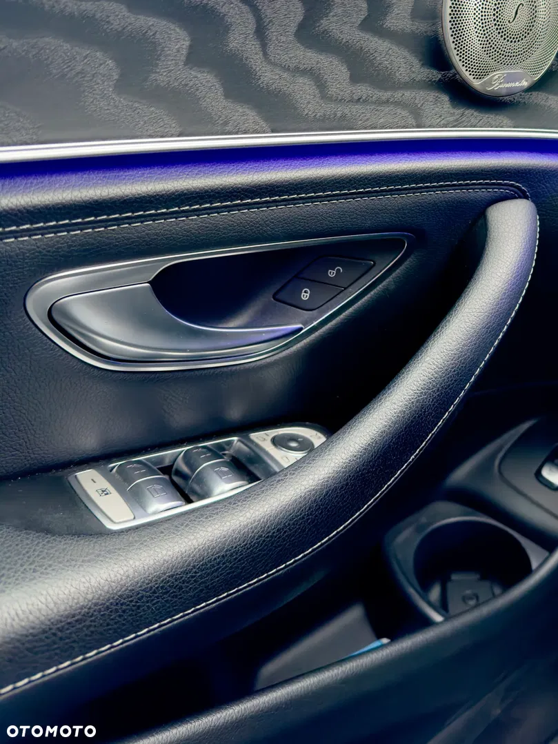 2021 Mercedes-Benz Klasa E 300 de Business Edition, photograph 12
