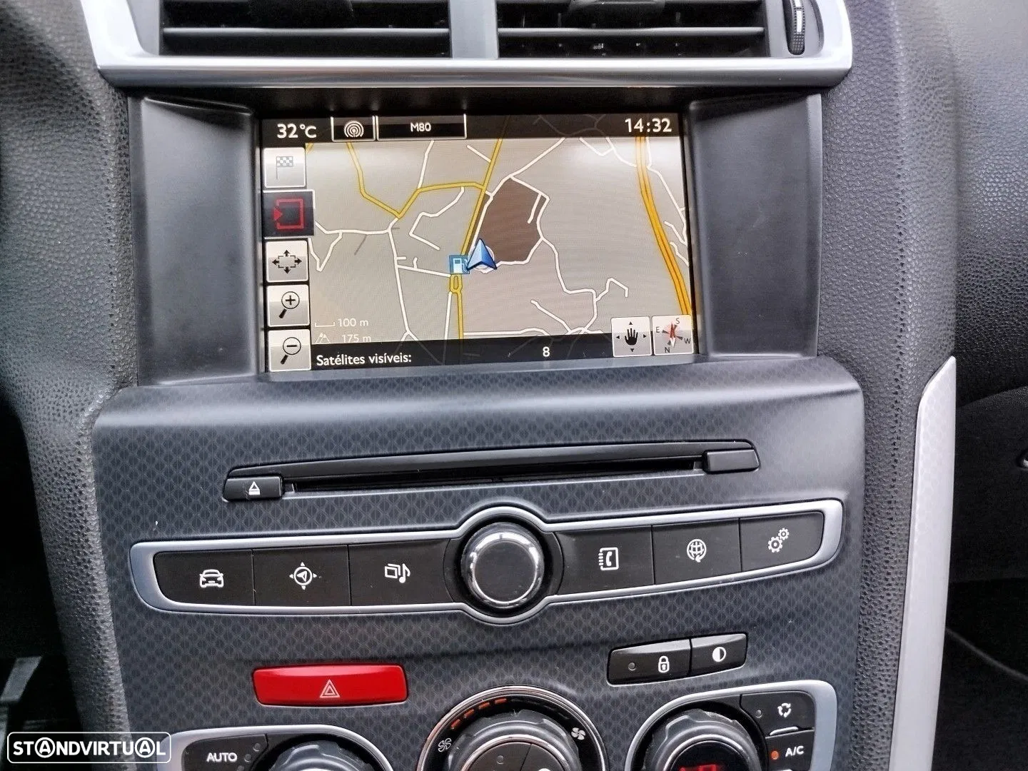 2015 Citroën DS4 1.2 PureTech So Chic, photograph 8