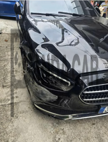 2023 Mercedes-Benz E250, photograph 1